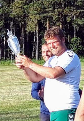 20210610 191532web Rune Radil m pokal